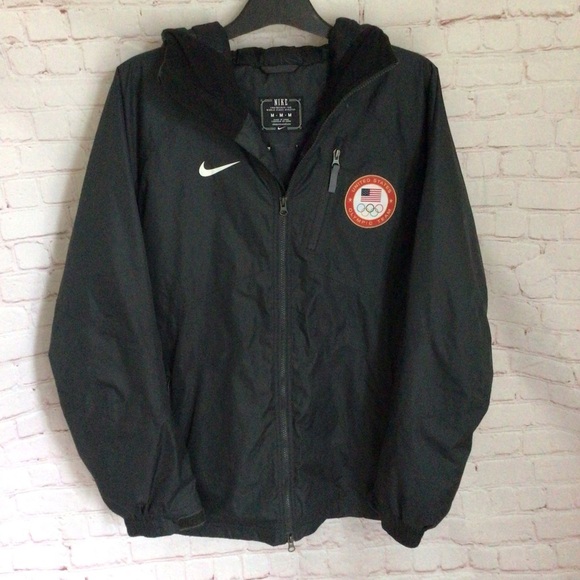 Nike United States Olympic Team Waterproof Hooded Jacket - Size Medium - Picture 1 of 9